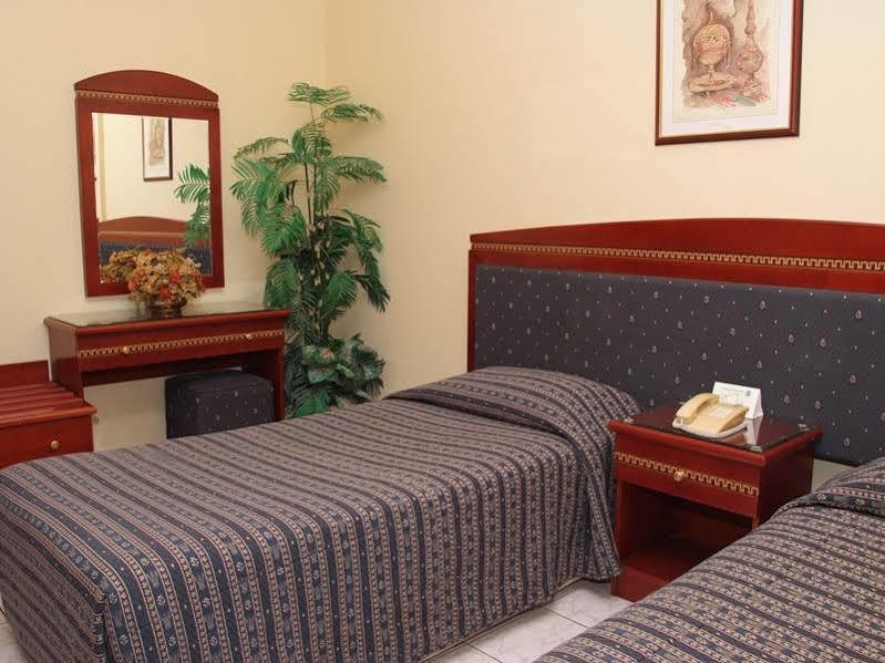 Al Sharq Hotel Apartment ชาร์จาห์ ภายนอก รูปภาพ